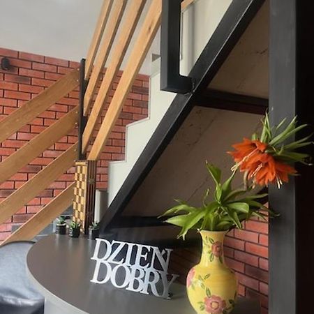 Happy 4 Aparthotel Krosno Exterior foto