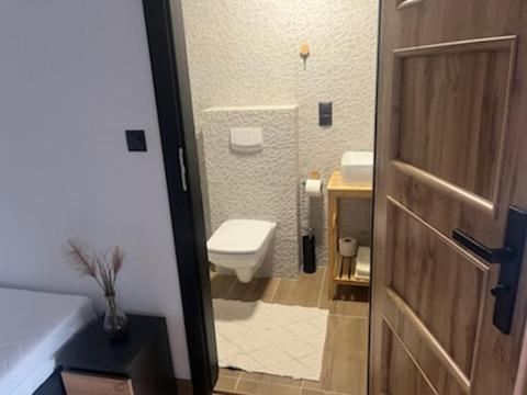 Happy 4 Aparthotel Krosno Exterior foto