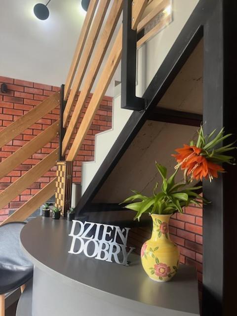 Happy 4 Aparthotel Krosno Exterior foto